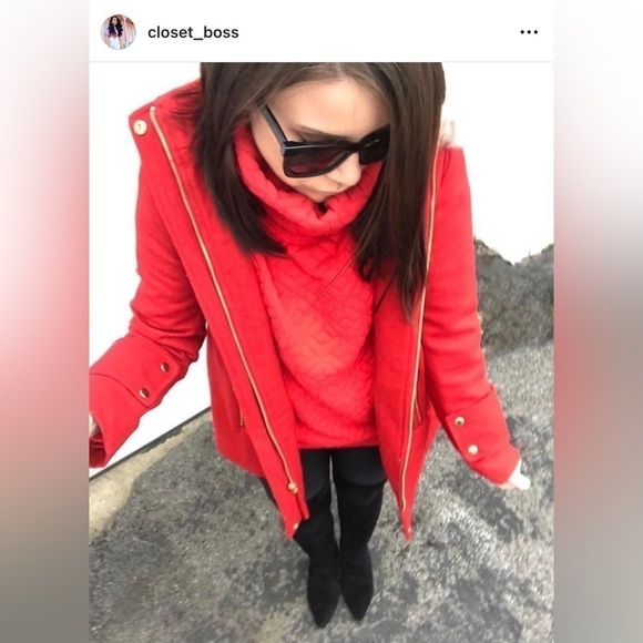 Gap Fit Red Thick Quilted Cowl Funnel Neck Oversized pullover Small - Picture 2 of 8